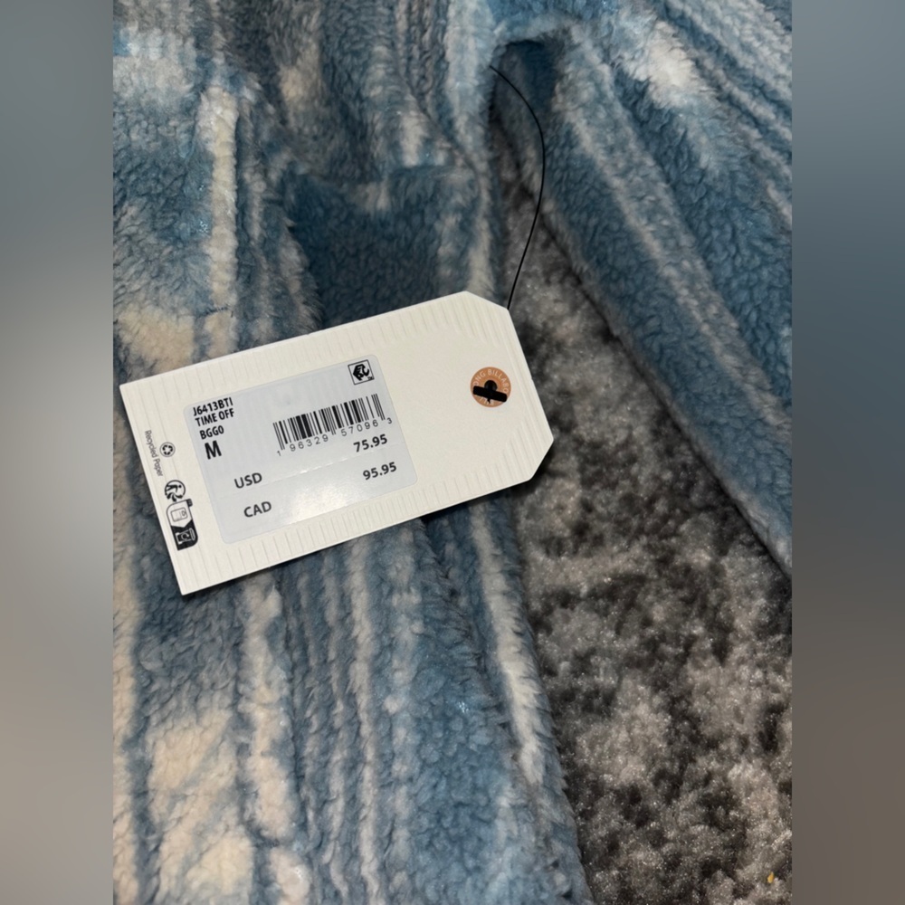 NWT Billabong Time Off Fleece Pullover Blue White Size: Medium - Picture 7 of 7